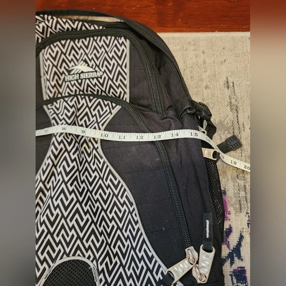 High Sierra Swerve Laptop Backpack Black White Geometric Size OS